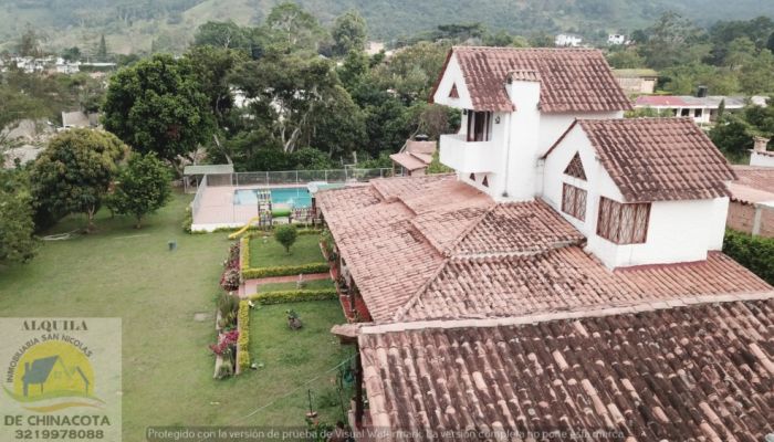 3 HOTEL CHINACOTA